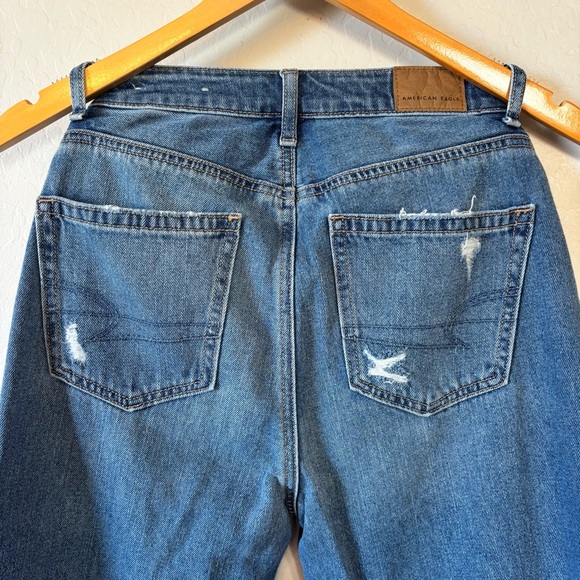 American Eagle Outfitters mom‎ jeans Classic Blue Denim Jeans - Picture 3 of 9